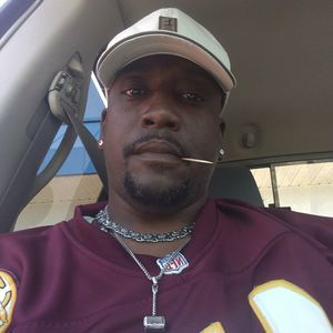 Meet your Posher, Gregory